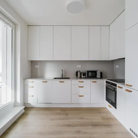 Blueground 7 Furnished Close To Offices Prg-27