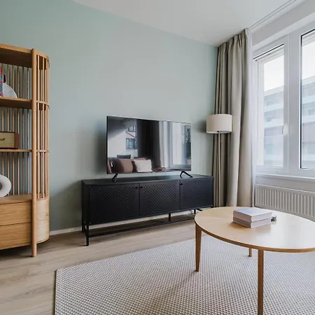 아파트 Blueground 7 Furnished Close To Offices Prg-27 프라하