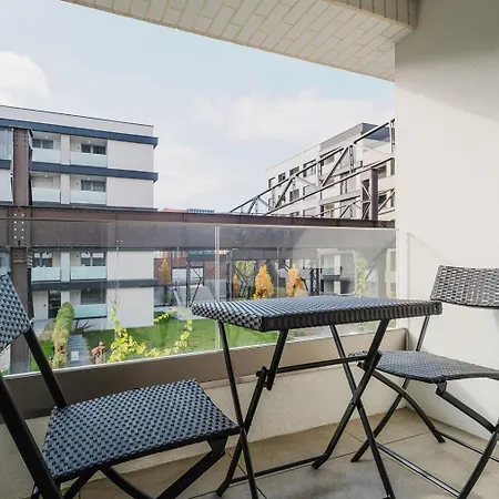 아파트 Blueground 7 Furnished Close To Offices Prg-27 프라하